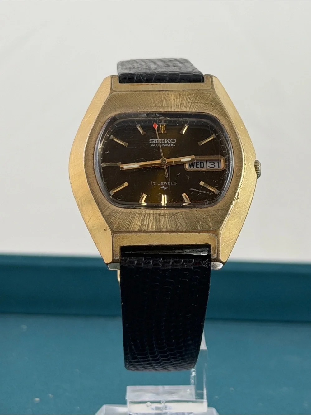 Vintage Seiko Automatic Gold Tone TV Dial Men’s Watch Black Dial Running Japan